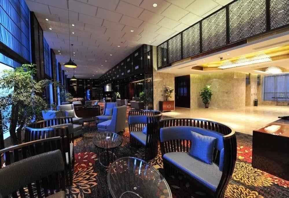 Wyndam Xuzhou East Hotel Exterior photo
